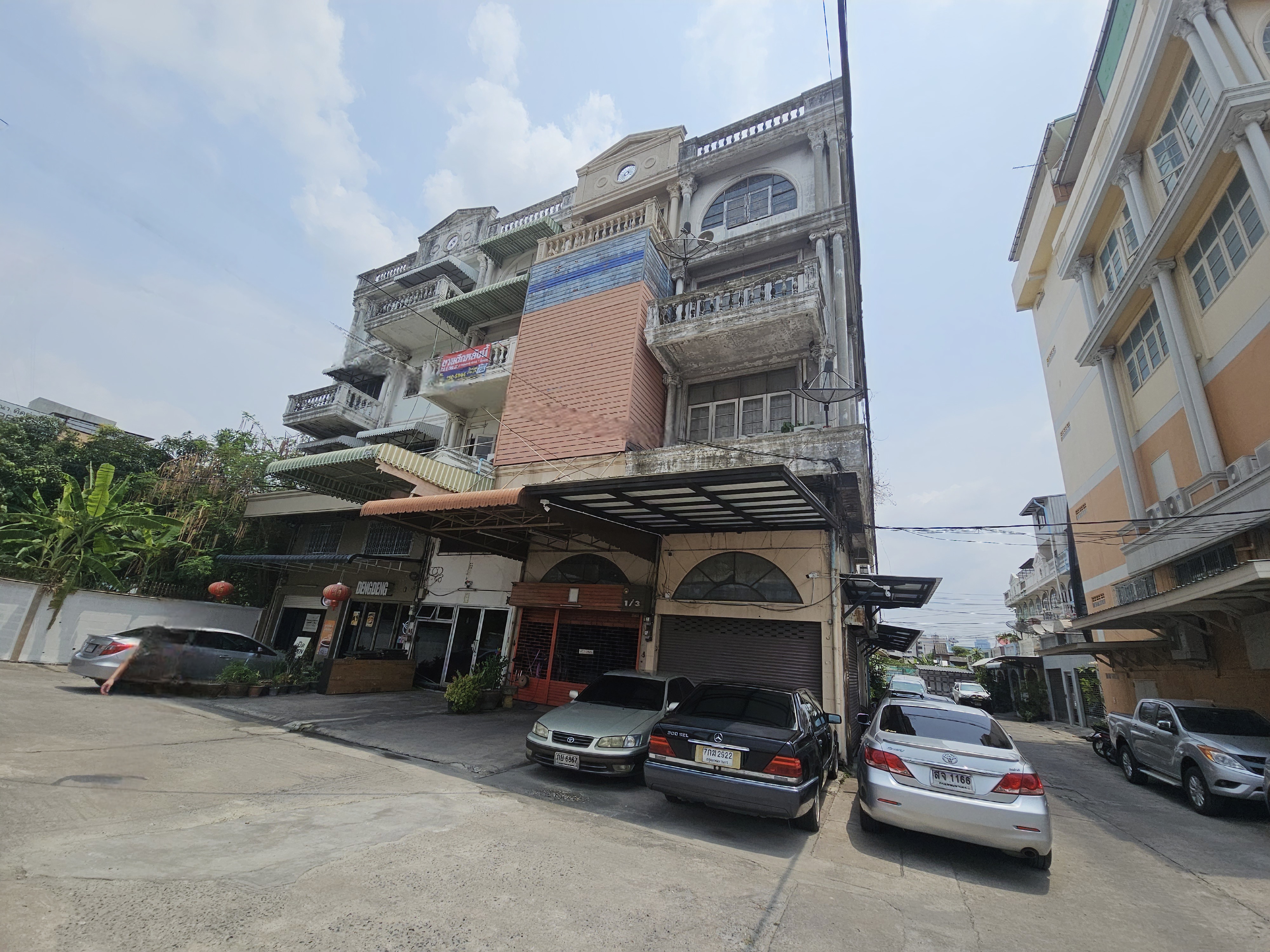 ขายด่วน ตึกแถว 3.5 ชั้น ติดถนนรัชดาภิเษก-ตลาดพลู ทำเลทองฝั่งธนฯ ตรงข้ามตลาดเฟิร์สวัน เดินชิลล์ไป BTS ตลาดพลู แค่ 500 เมตร!